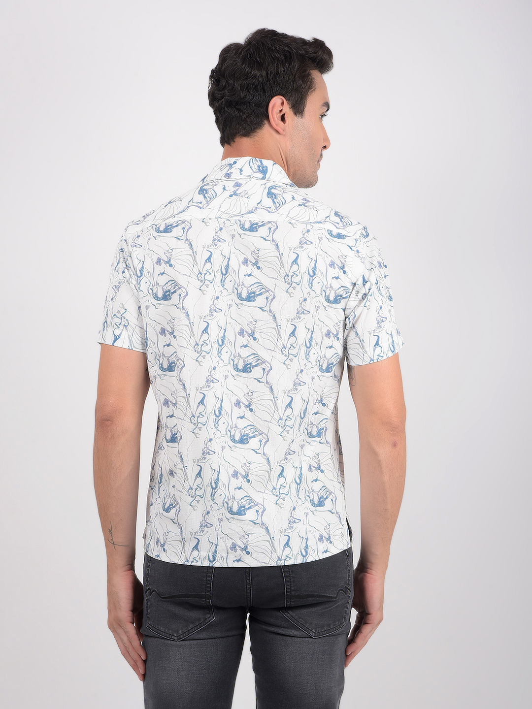 Numero Uno Men Printed White Resort Collar Fit Shirt